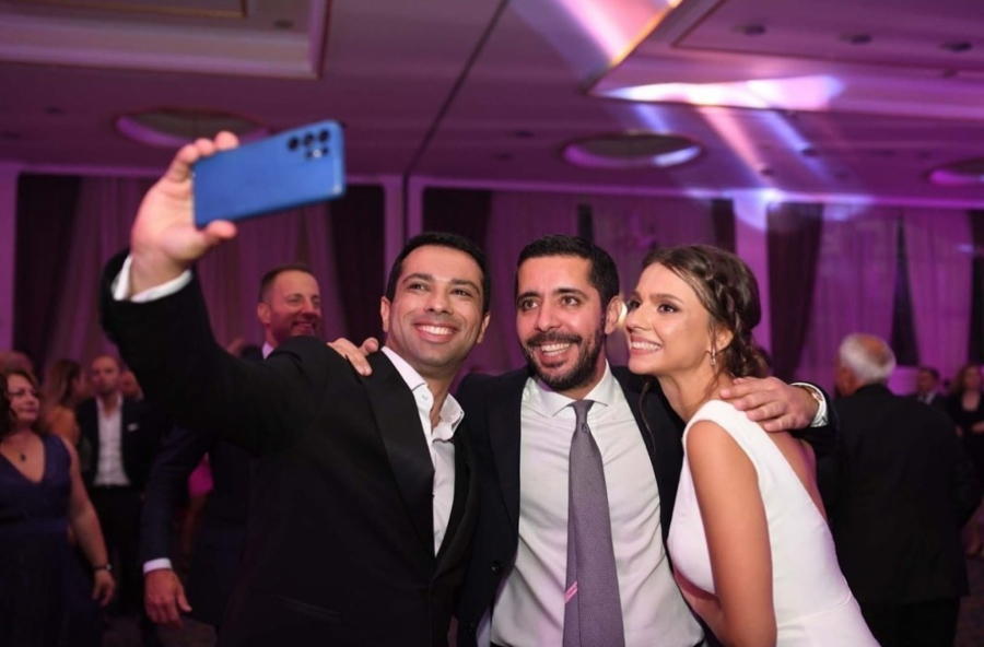 KAD SE ŽENI MINISTAR: Tomislav Momirović se veselio na svadbi kod kolege (FOTO)