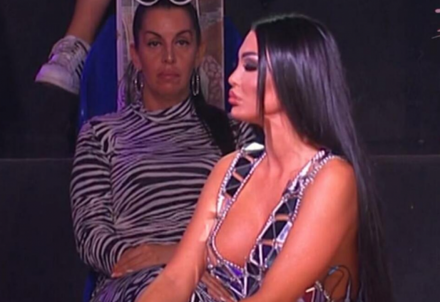 NOVA ZADRUGARKA KOPIJA MAJE MARINKOVIĆ? Svi komentarišu njen izgled, a stajling je identičan (FOTO)