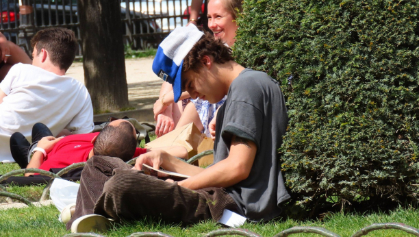 JAVNOST O NJEMU NIŠTA NIJE ZNALA: Ovo je jedini sin Džonija Depa i Vanese Paradi, ima 20 godina i jako liči na glumca