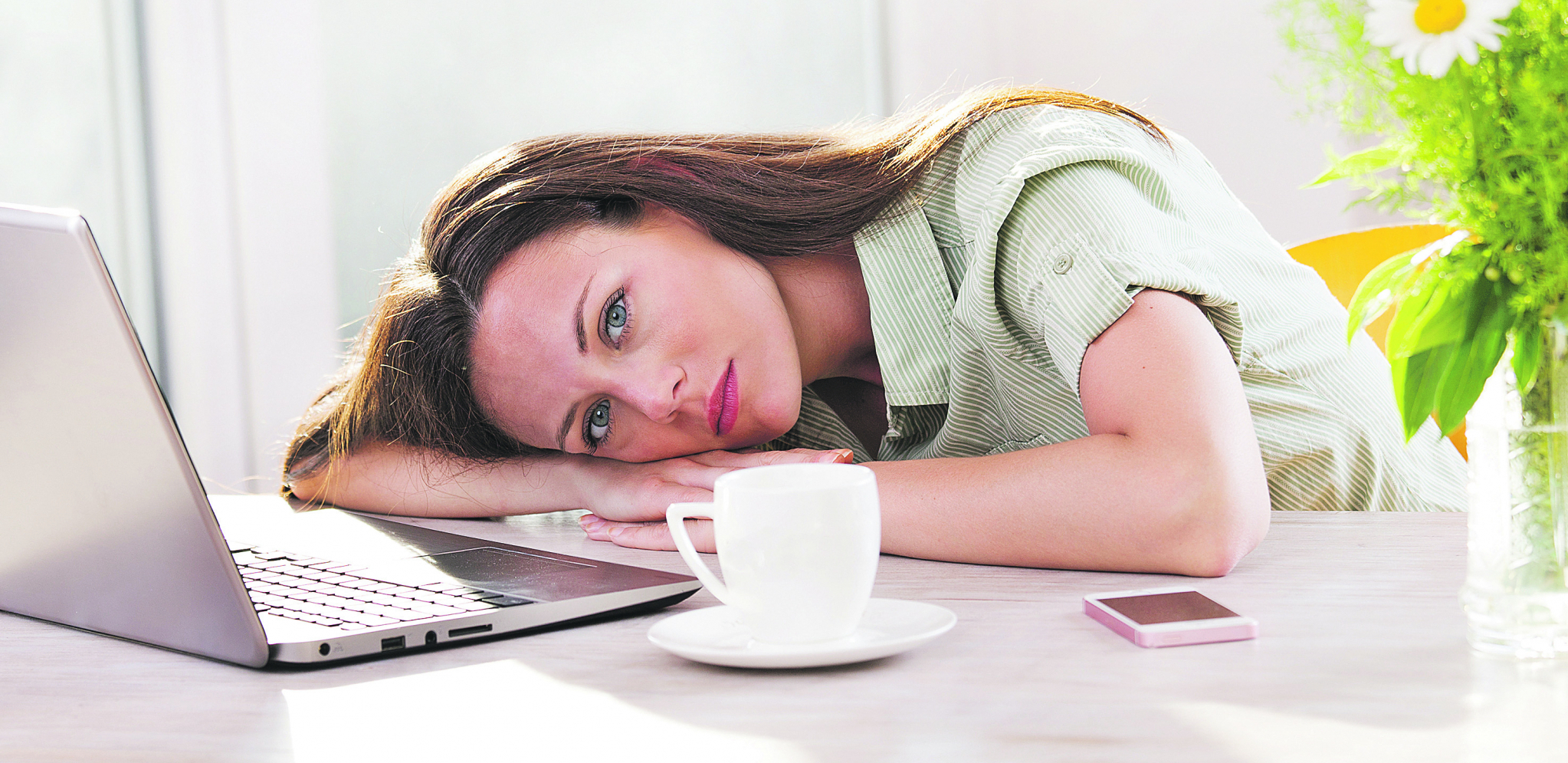 ZAŠTO STE HRONIČNO UMORNI? Prost metod da utvrdite zašto ste iscrpljeni, iako dovoljno spavate
