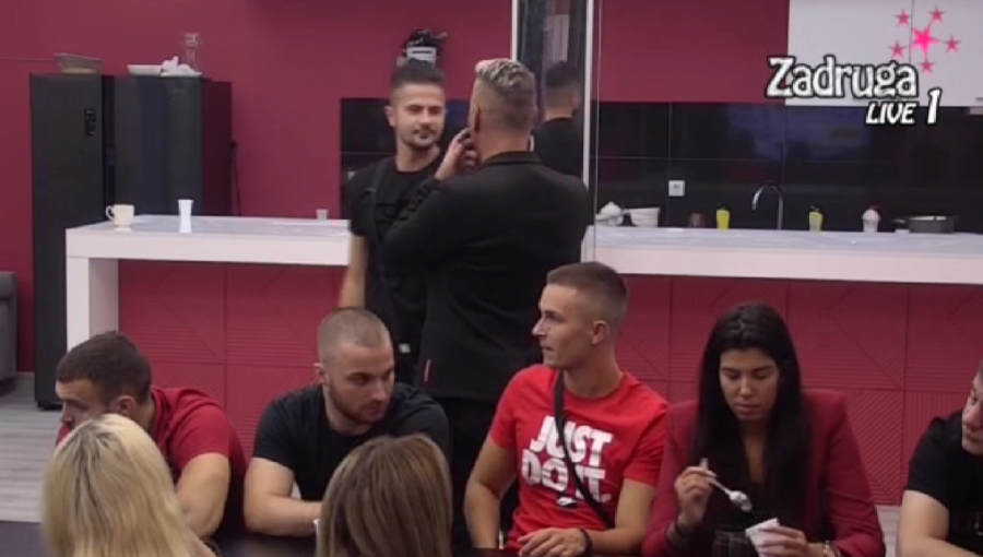 UDARAJU TE NA MUŠKU SUJETU Milan MIlošević posavetovao Bilala, pomenuo i njene drugarice