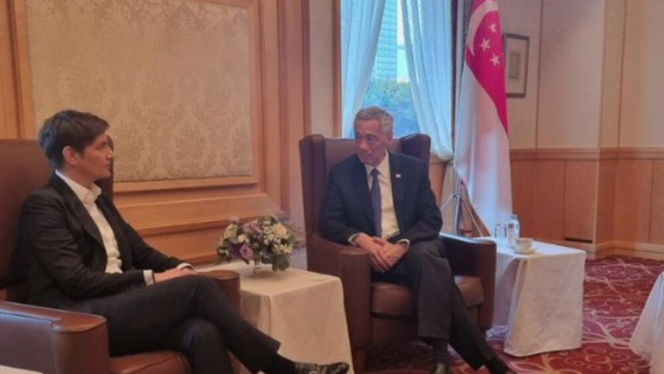 VAŽAN SASTANAK U TOKIJU Ana Brnabić razgovarala sa premijerom Singapura (FOTO)