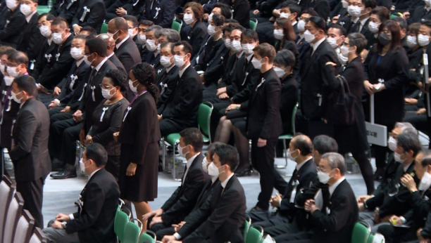 POSLEDNJA POČAST UBIJENOM ABEU Premijerka Srbije na sahrani u Japanu (VIDEO)