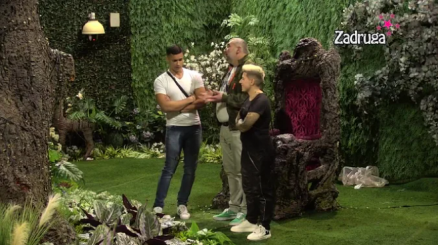 ODLUČIO KOJU DEVOJKU ĆE PRVU DA POLJUBI Marko Marković ima pakleni plan, zadrugarke ne znaju šta im se sprema