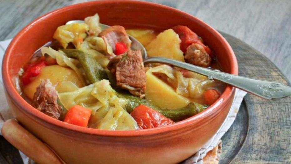 SAVRŠENO JELO PO RECEPTU ČUVENOG PISCA "Višegradski kupus", tradicionalni spoj ukusa i zdravlja u tanjiru