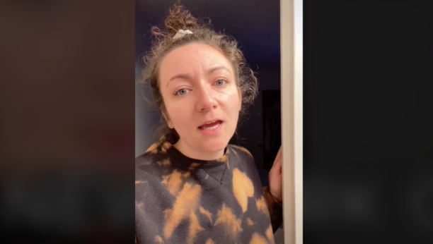 ŽENA DOŽIVELA ŠOK KADA SE SAZNALA ŠTA SE KRIJE IZA OGLEDALA Scena kao iz horor filma, nije mogla ni da sanja da je o ovome reč