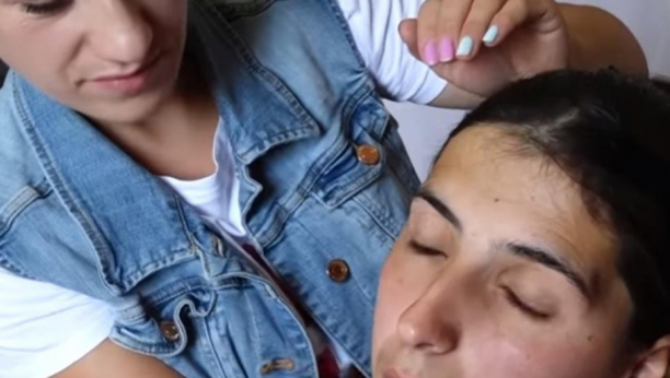 DIGLI SU SE LEKARI ŠIROM SVETA: Devojka je medicinski fenomen, evo šta iz njenih očiju izlazi umesto suza