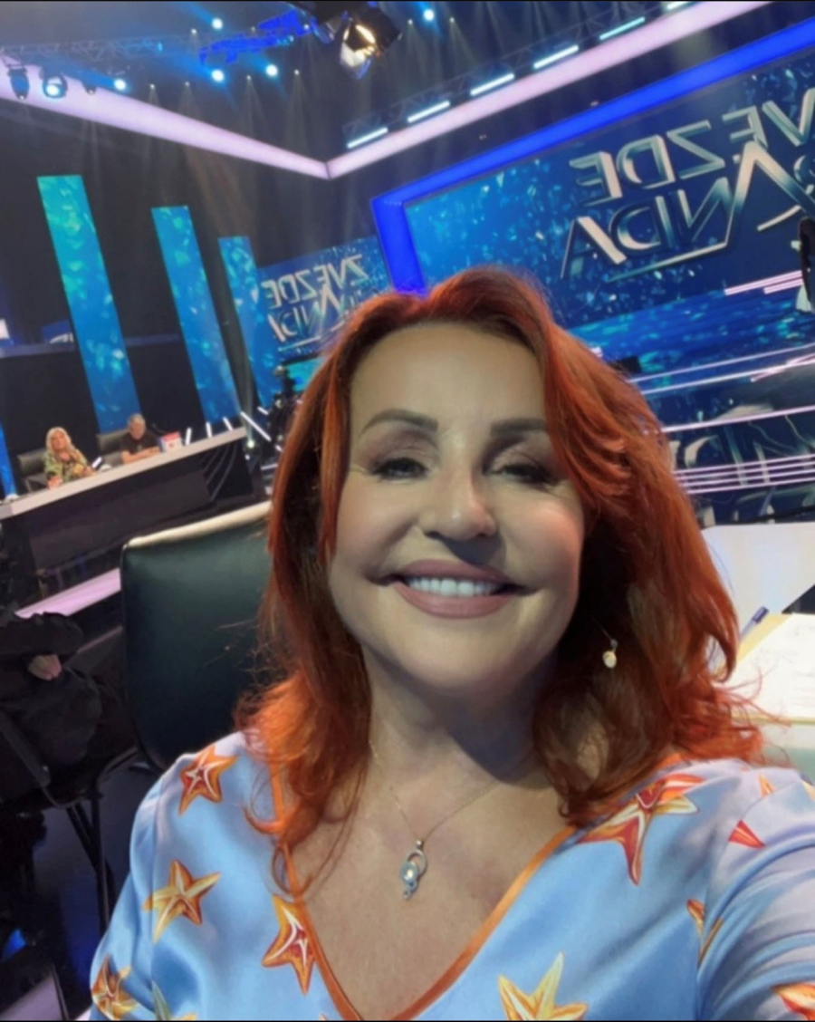 POTPUNA TRANSFORMACIJA ANE BEKUTE Pevačica vratila izgled od pre 27 godina, smelo izdanje ostavilo sve u čudu (FOTO)