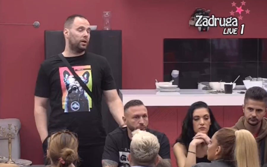 NAMIRIŠE MI PISMO, JA UZVRATIM Zvezdan Slavnić progovorio o zatvorskim romansama, cimeri bez teksta