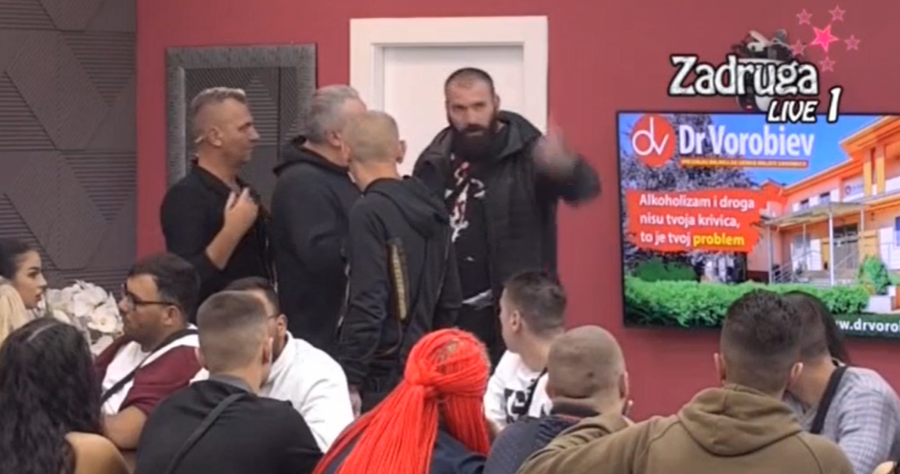 UMREĆU OD GLADA NIJE MI DOBRO Emil Kamenov se direktno obratio produkciji, unosio se Milanu Miloševiću u lice