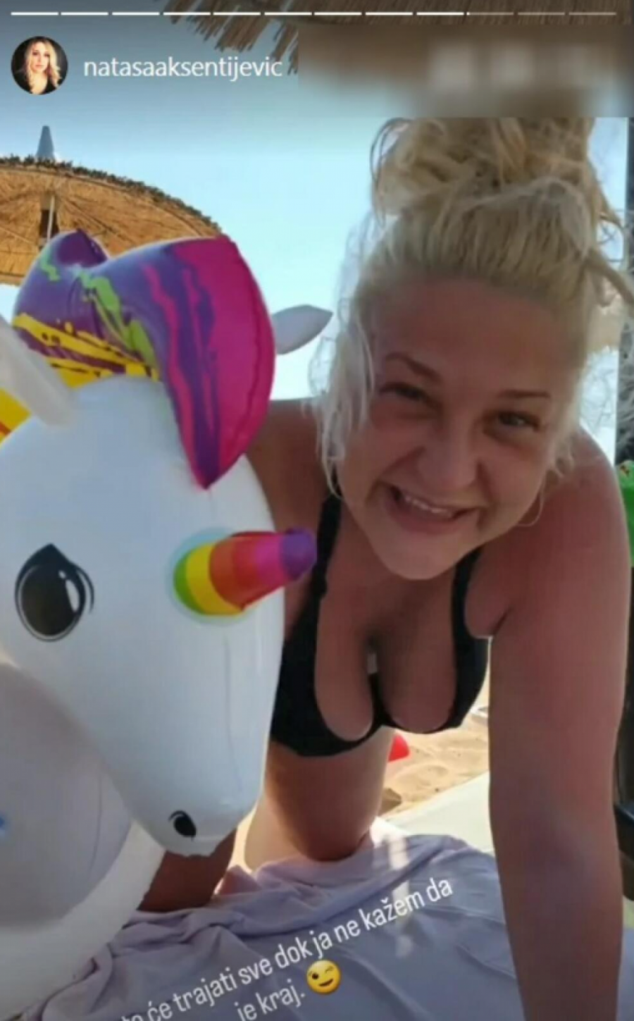 SKINULA SE U KUPAĆI Voditeljka pokazala obline nakon drastičnog mršavljenja (FOTO)