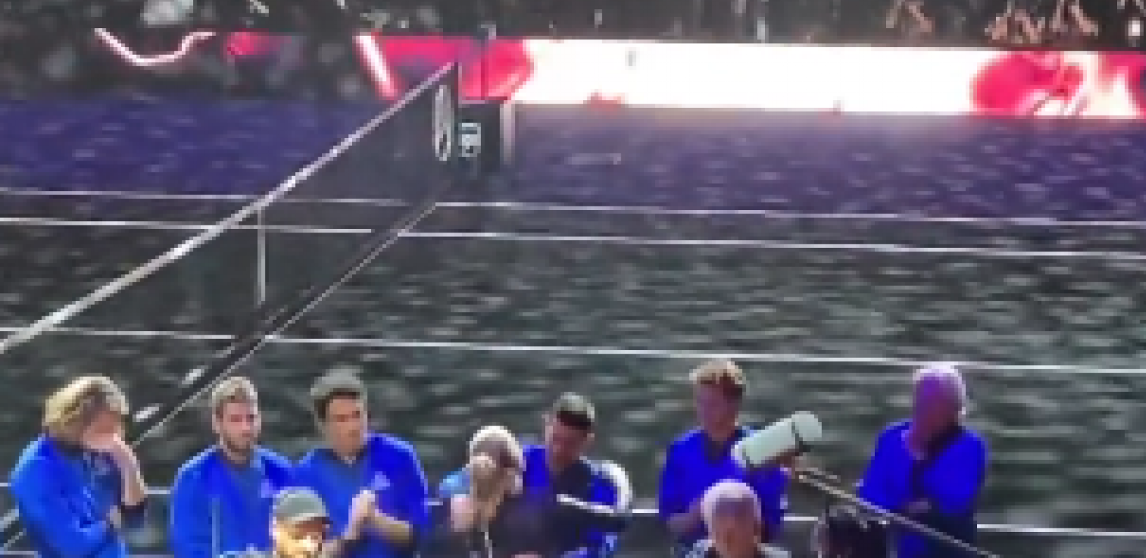 OVAJ DETALJ JE PROMAKAO SVIMA Mirka Federer izgrlila uplakanog Novaka Đokovića (VIDEO)