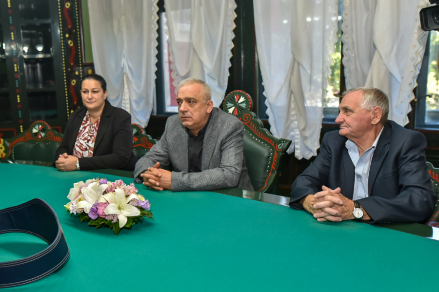 Gradonačelnik Bakić primio Sebastijana Nađa, osvajača zlatne medalje na Svetskom prvenstvu u Beogradu