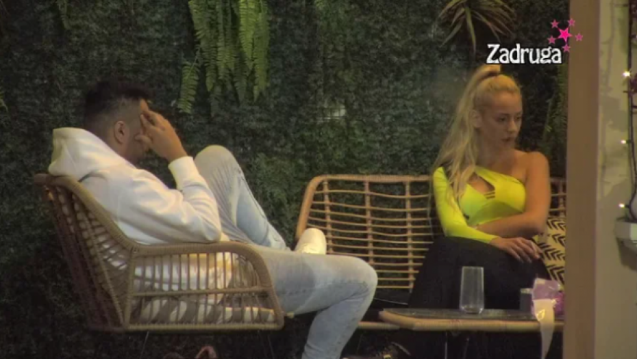 ADAM IMA IME I PREZIME, A ŠTA ONA IMA Oglasila se Đoganijeva tetka Nađa, pa žestoko udarila na DJ Tamaris, nije birala reči