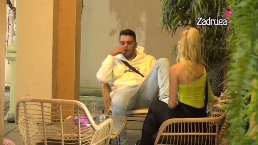 SLUŠAJ ŠTA TI PRIČAM, NIKADA ME NIKO NIJE PRAVIO BUDALOM DJ Tamaris nikada oštrija prema Adamu