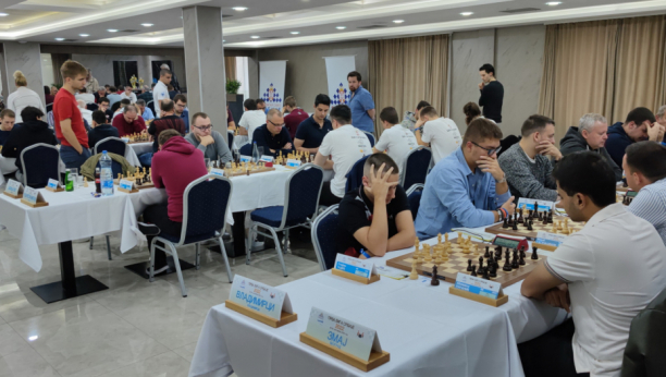 NAFTAGAS PODIGAO ZMAJA Sloven, Mladost i Vladimirci traže jednu kartu za opstanak