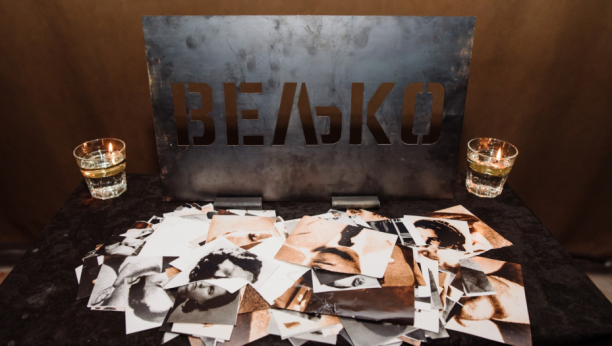 Gradonačelnik Bakić otvorio audio izložbu "Jasenovac. Logor smrti, zemlja živih"