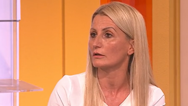 "DOBILI SMO POZIV, A ONDA PODATAK DA IZLAZI GLAVA": Medicinska sestra iz Pančeva porodila ženu "preko telefona"