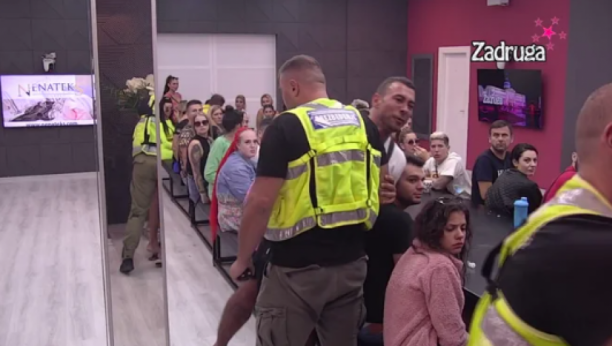 UROŠ ĆERTIĆ SKOČIO NA LEPOG MIĆU Brutalan okršaj zadrugara, obezbeđenje uletelo (VIDEO)