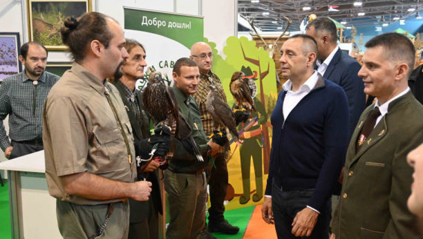 SAOPŠTENJE MINISTRA VULINA Pripadnici MUP-a nastaviće borbu protiv svih onih koji bi da uništavaju naše prirodne resurse (FOTO)