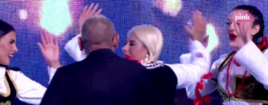 NAJBOLJI NASTUP DO SADA, A LEPI MIĆA SVE BOLJE PEVA Žiri se našalio na Pržuljev račun