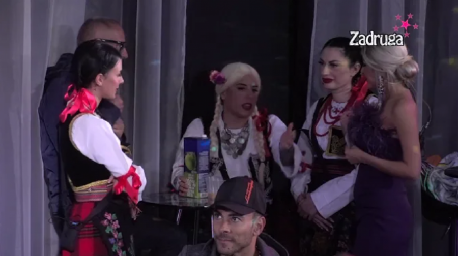 SANJA STANKOVIĆ JE TRUDNA Jovana Tomić Matora nije ostala imuna na tu vest, šok