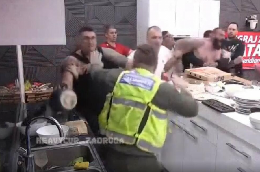 GLEDAĆETE KAKO MUČIM ĆERTIĆA Kristijan Golubović progovorio o povratku u Zadrugu, pa prokomentarisao Aleks: Ona je prostitutka