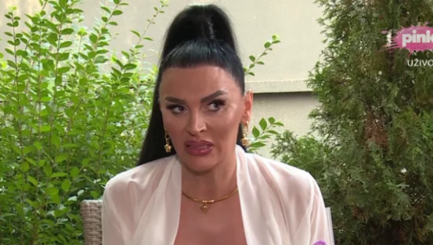 BIVŠA NIJEDNOG MOMENTA NIJE OSETILA DA MOGU DA POSTANEM ŽENA Elektru Elit poznati muškarac gurnuo u svet prostitucije