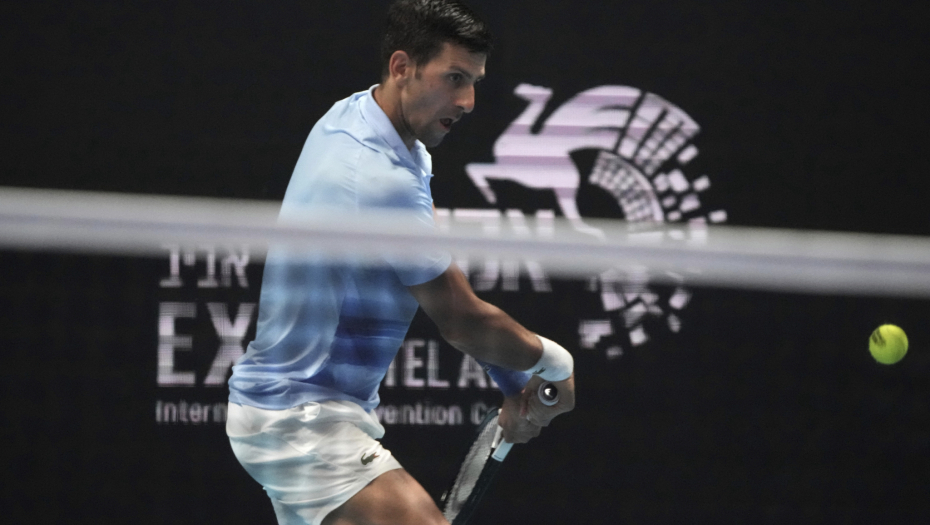 NOLE EKSPRES Đoković sa pola gasa razbio Holanđanina za četvrtfinale Astane i duel sa Hačanovim