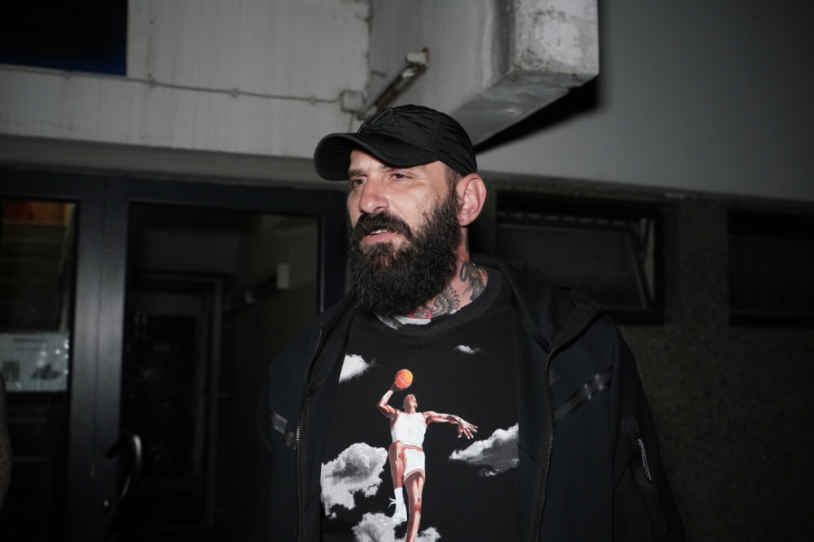 PRVE FOTOGRAFIJE KRISTIJANA I EMILA NAKON HAPŠENJA Golubović i Kamenov pušteni iz policijske stanice