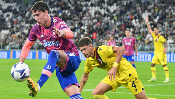 SRBI GAZE U JUVENTUSU Kostić i Vlahović nosili torinski tim do pobede protiv Bolonje