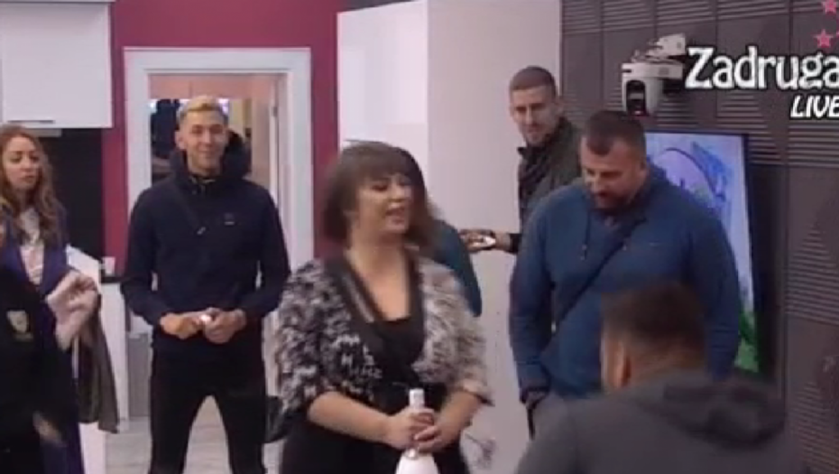 IVANA SVAKI DAN TUČE ŽENA! Miljana Kulić nakon susreta sa bivšim žestoko udarila, a evo kada ona ulazi u Belu kuću