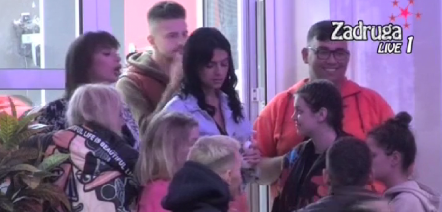 MILJANA NAPRAVILA TOTALNU POMETNJU U ZADRUZI Dohvatila se Maje, Jelene Golubović, dok se svađa sa Marinkovićem nastavlja