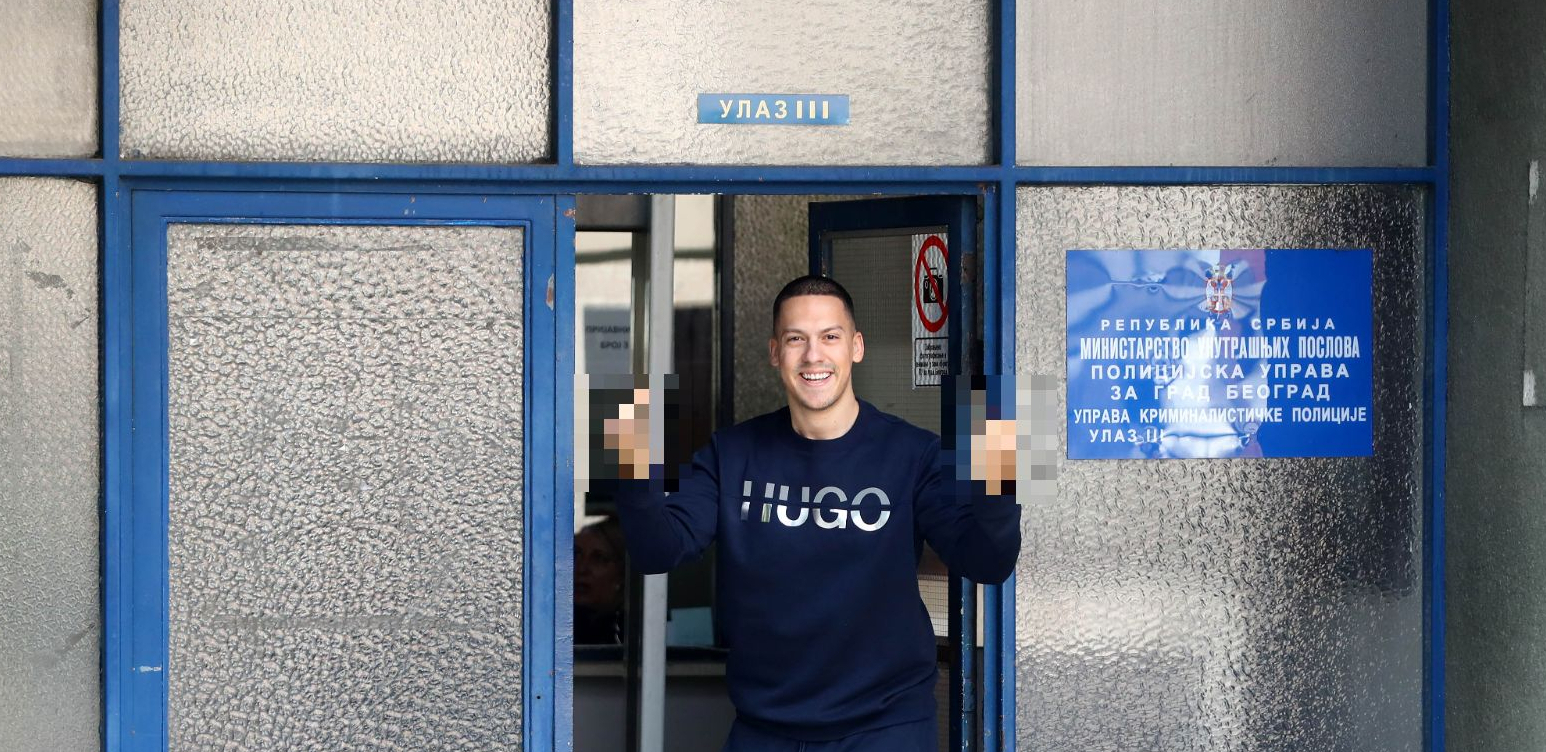 SKANDALOZNO Procurio snimak kako Baka Prase urla i preti radniku obezbeđenja (VIDEO)