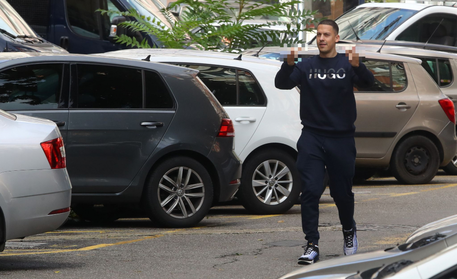 BIVŠA ZAPOSLENA KOD BAKE PRASETA ZAJECALA NA SAV GLAS Tvrdi da ju je trudnu otpustio u 5. mesecu, ne može da veruje šta joj je uradio!