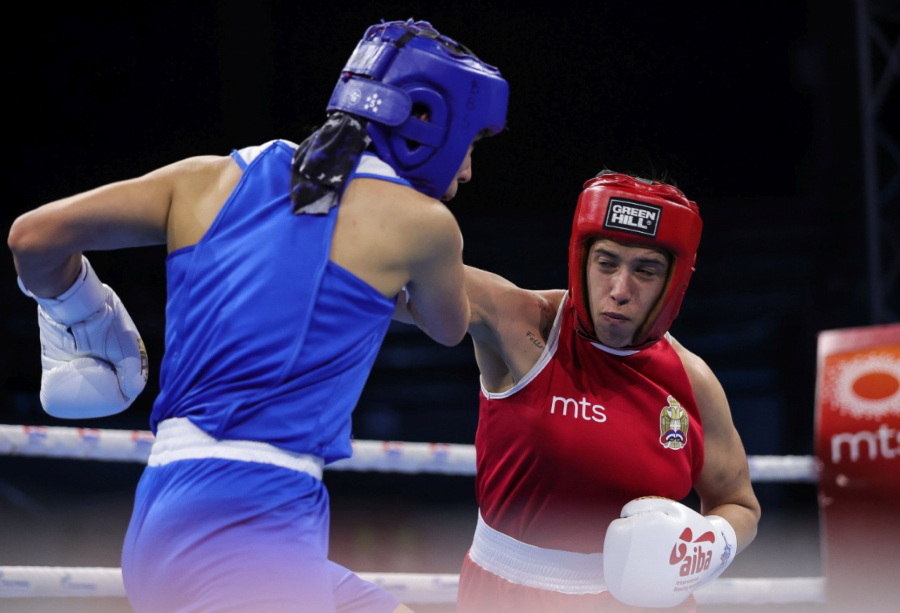 Srpske bokserke u stroju za Evropsko prvenstvo u Budvi