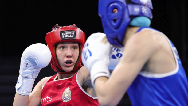 Srpske bokserke u stroju za Evropsko prvenstvo u Budvi