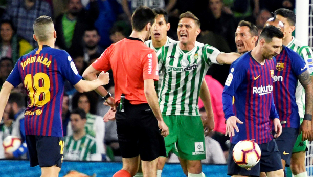 VAŽNA INFORMACIJA ZA CRNO-BELE Španac sudi Partizanu u Kelnu