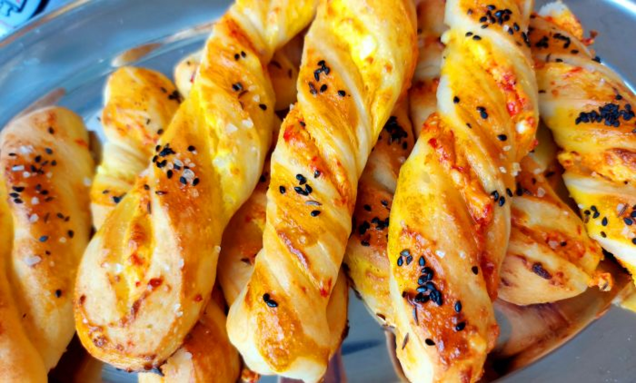 FANTASTIČAN DORUČAK ILI UŽINA Slani štapići punjeni sirom, poješćete ih u slast