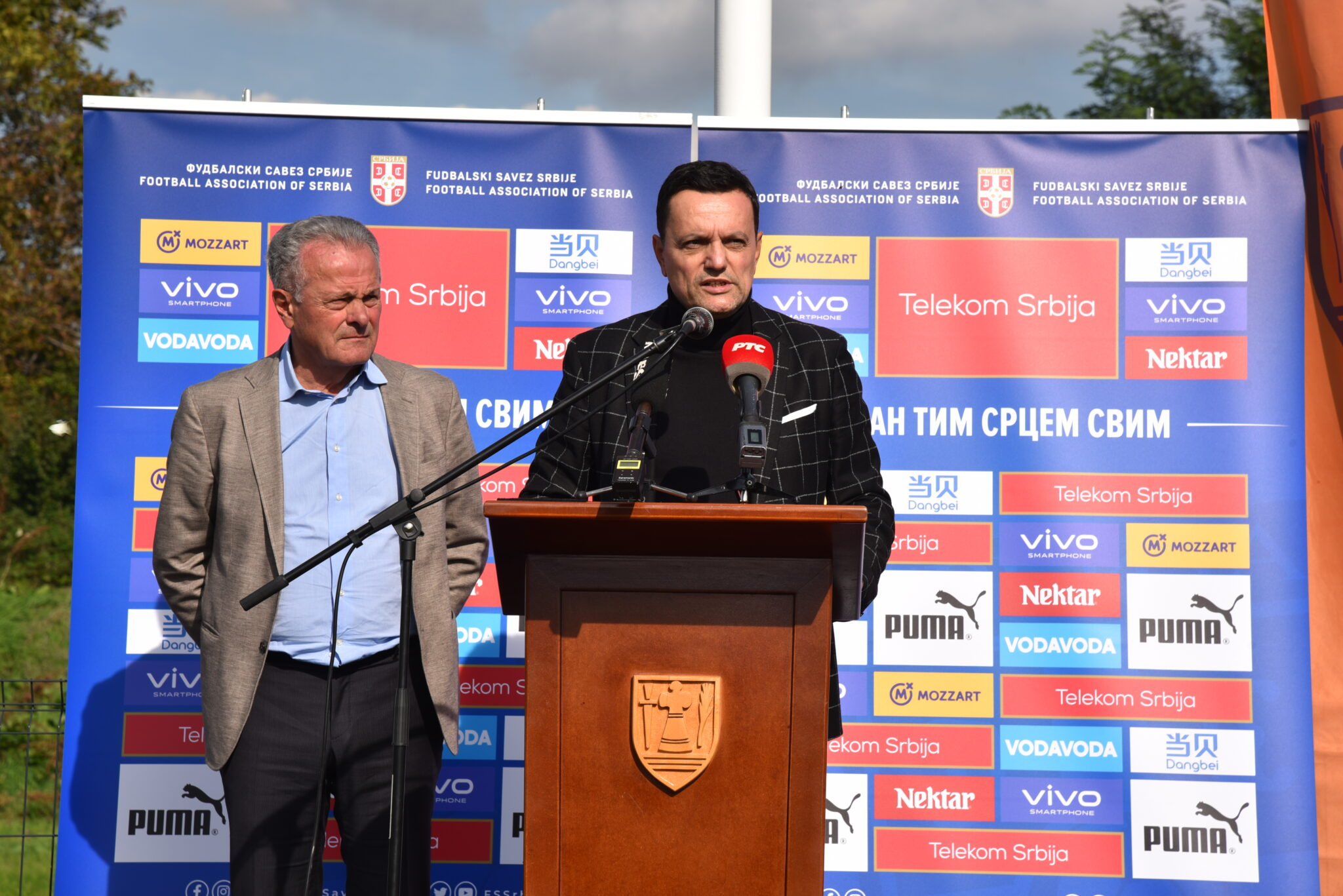 FSS NASTAVIO PRAKSU DONIRANJA OPREME SRPSKIM KLUBOVIMA Požarevac dobio teren 