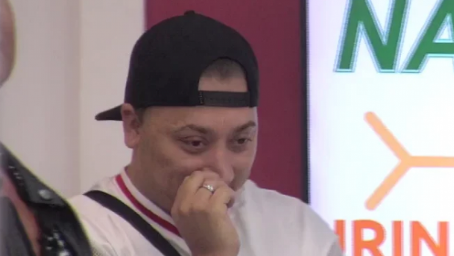 ŠOK ODLUKA USRED PROGRAMA UŽIVO Evo ko je sinoć zauvek napustio Zadrugu 6, totalni obrt u rijalitiju