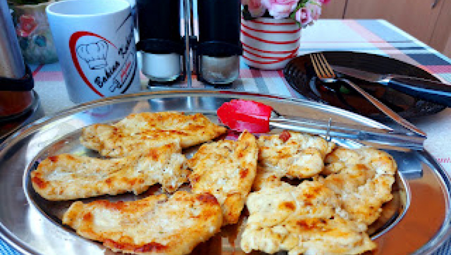 OMILJENO JELO SPREMLJENO NA DRUGAČIJI NAČIN Šnicle na foliji sa 3 sastojka, mekane kao puter