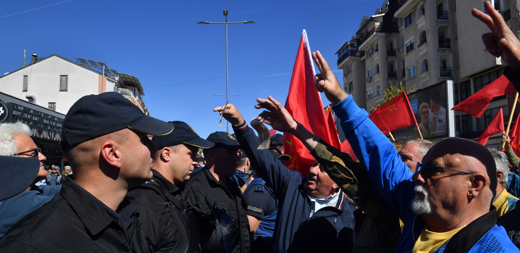 "JAJCIMA" NA CARA! Haos u Ohridu, Makedonci besni zbog Bugara