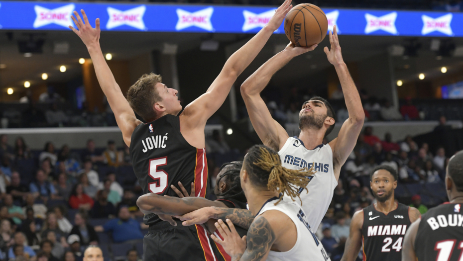 JOVIĆ STARTER ZA MAJAMI Srbin značajno doprineo u pobedi protiv Minesote (VIDEO)