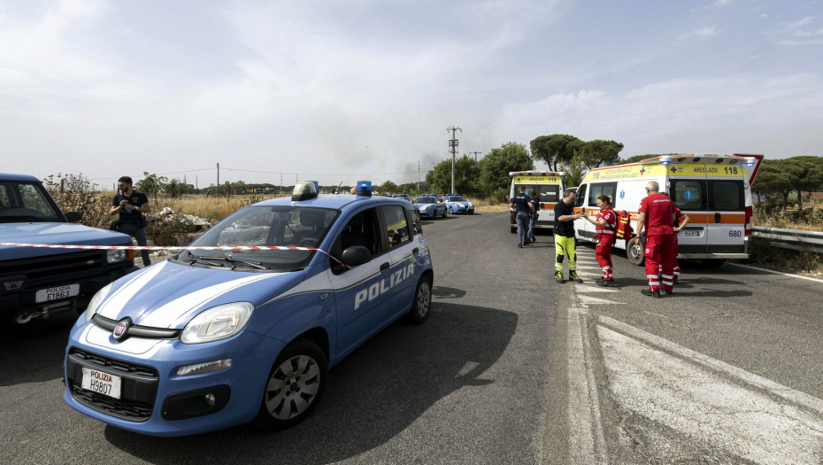 TEŠKA SAOBRAĆAJKA KOD VENECIJE Kombi se zakucao u kamion, šestoro poginulo, jedna osoba preživela!