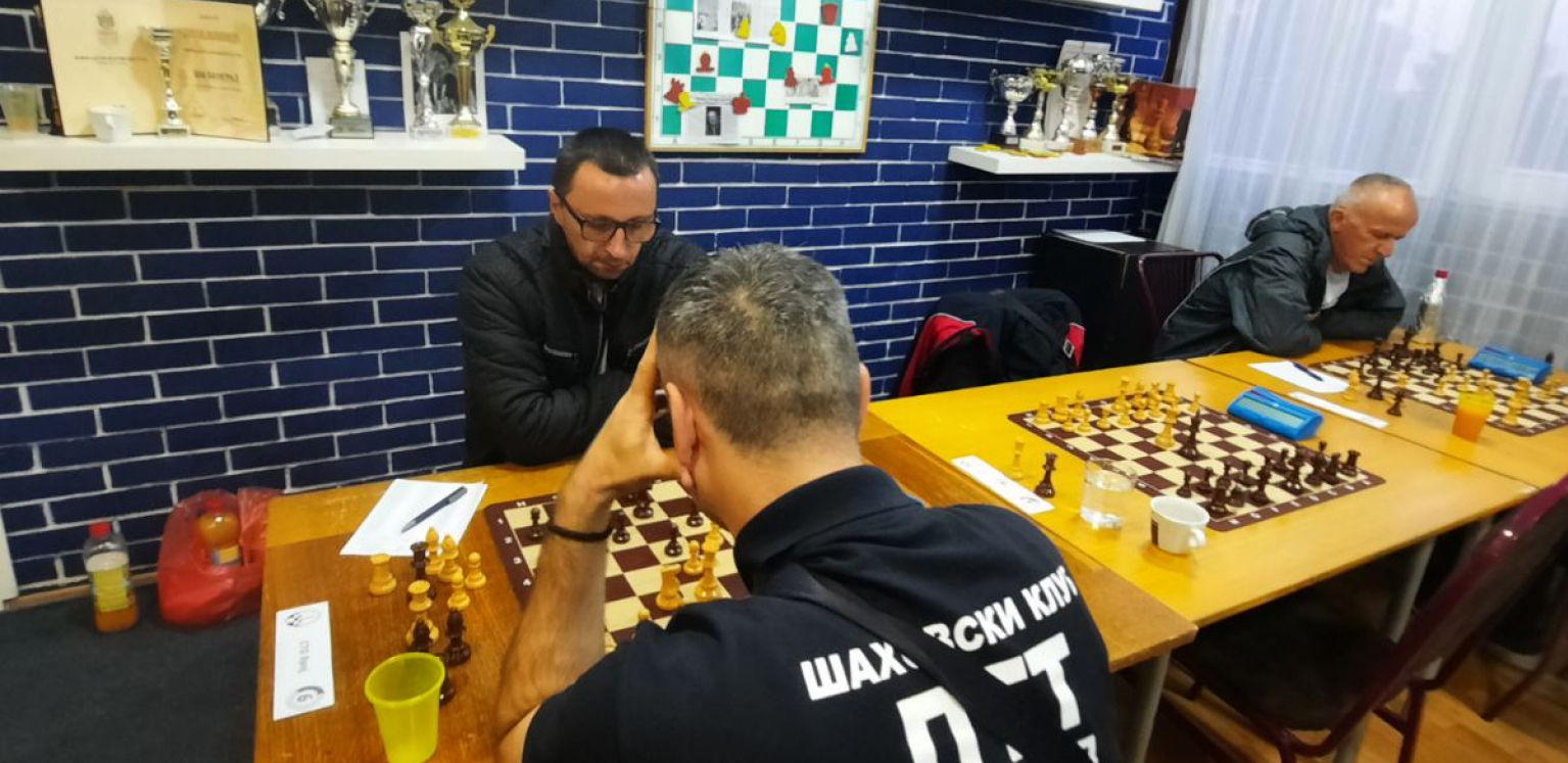 VELIKI ŠAHOVSKI DERBI PRIPAO CRVENOJ ZVEZDI Crveno-beli pobedili Partizan, Turbina jedina prati