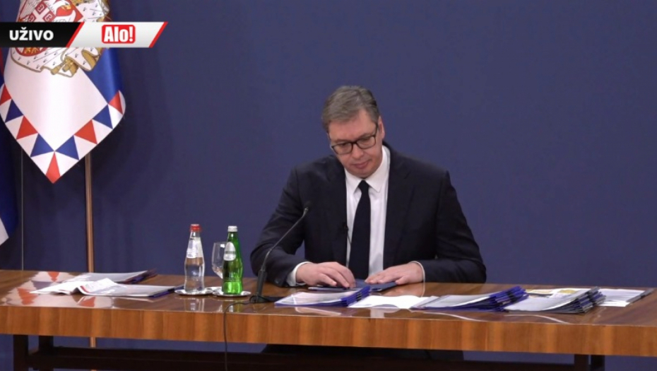 PREDSEDNIK VUČIĆ ISTAKAO: U ovom trenutku imamo osam nota o povlačenju priznanja tzv. Kosova