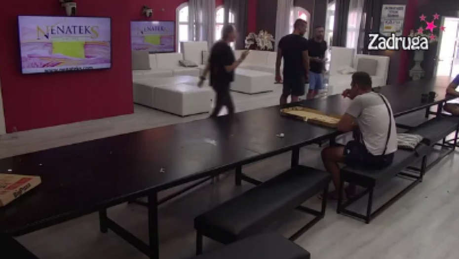 POŠALJI MI PATOFNU ZA MARKA Haos u Beloj kući, Ana ušla u žestok okršaj sa Markovićem