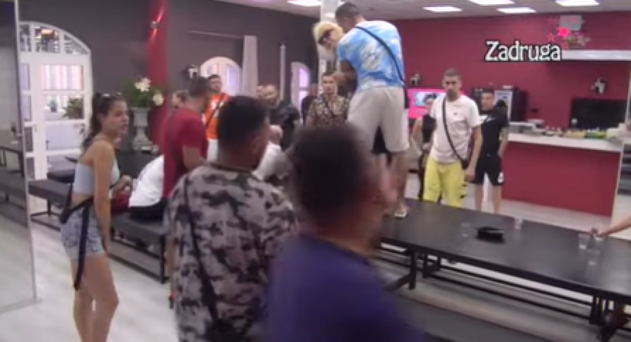 NECA PATI OD OVE HRONIČNE BOLESTI Zorica Marković znala, te ga udarila gde ga najviše boli, zadrugari u šoku