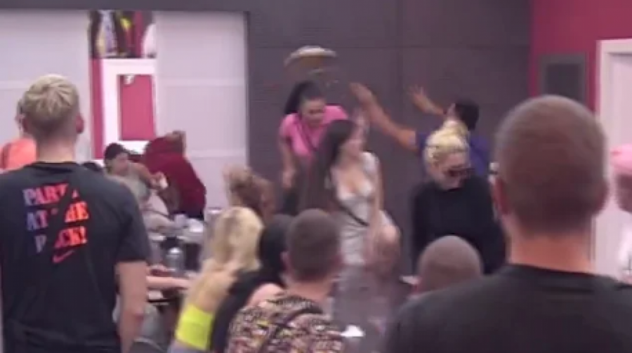 NECA NIJE OVO OČEKIVAO Dobio paprenu kaznu zbog napada na Uroša Ćertića